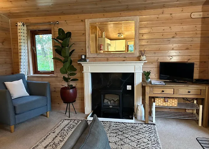 Mallard Lodge - Arscott Lodges